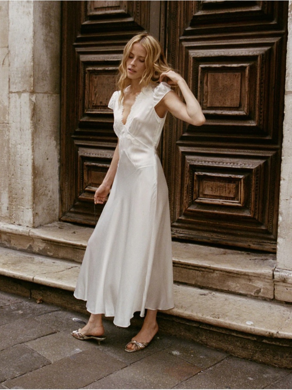 Doen Ivory Satin Midi Dress with Lace Trim - Picture 2 of 7